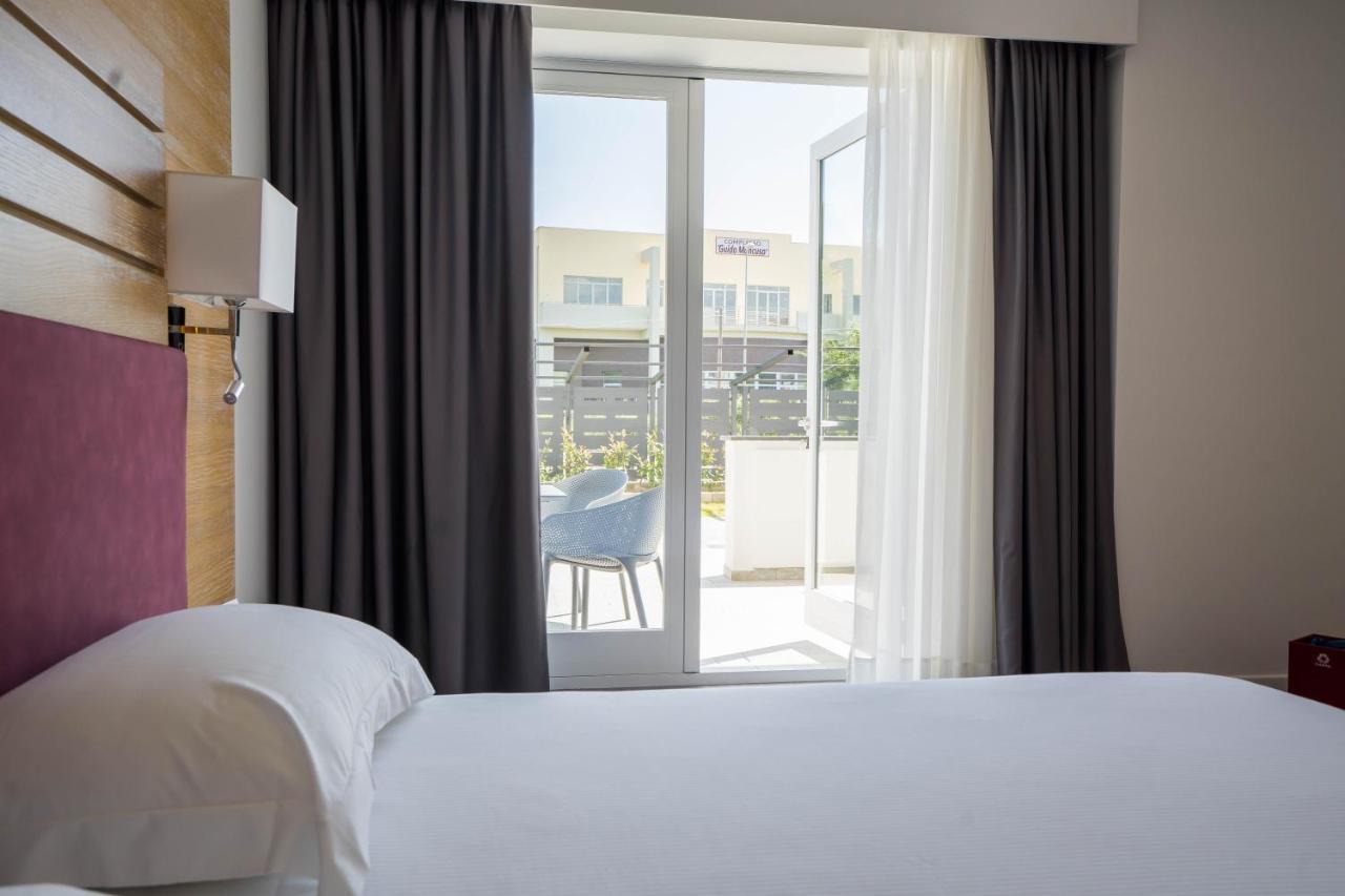 Pm Hotel 카탄차로 외부 사진