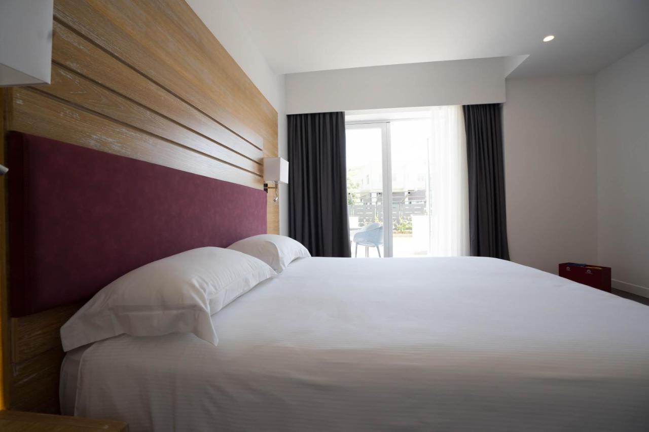 Pm Hotel 카탄차로 외부 사진
